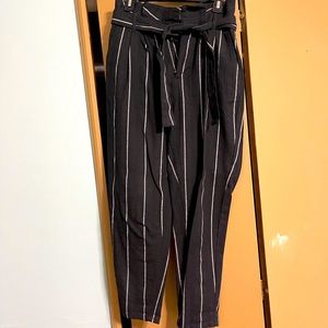 Who What Wear Capri Tie Waist pants